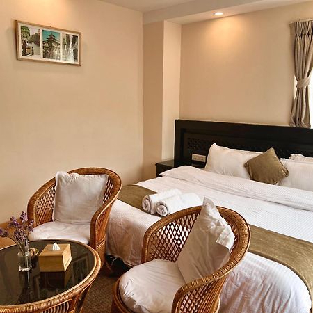 Pancha Buddha Service Apartments And Rooms Катманду Екстериор снимка