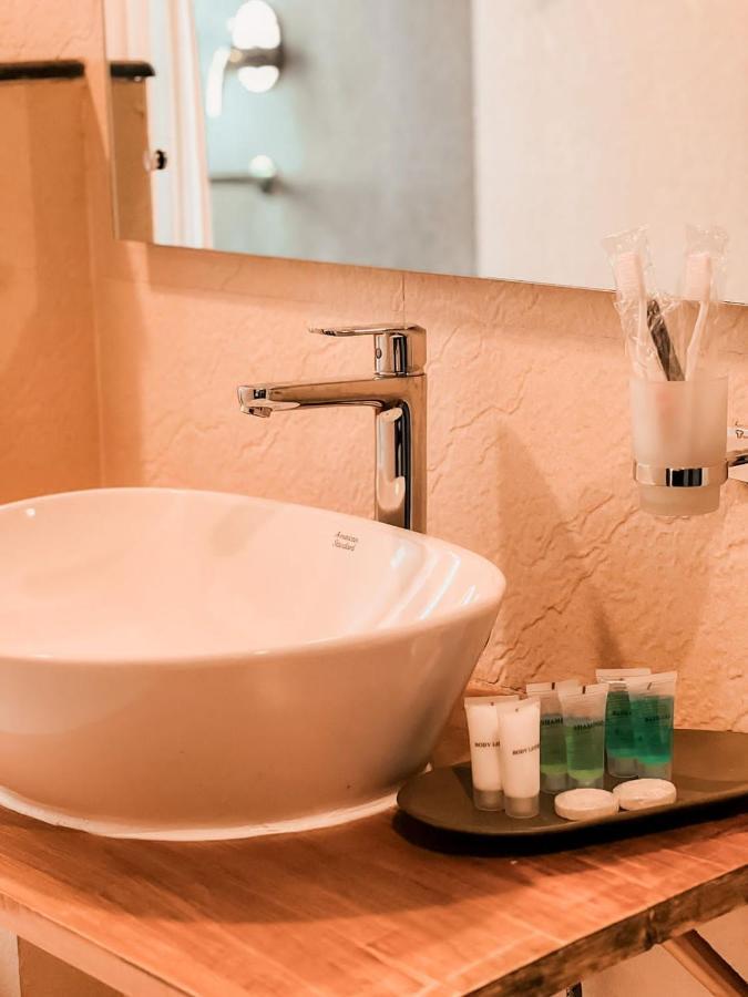 Pancha Buddha Service Apartments And Rooms Катманду Екстериор снимка