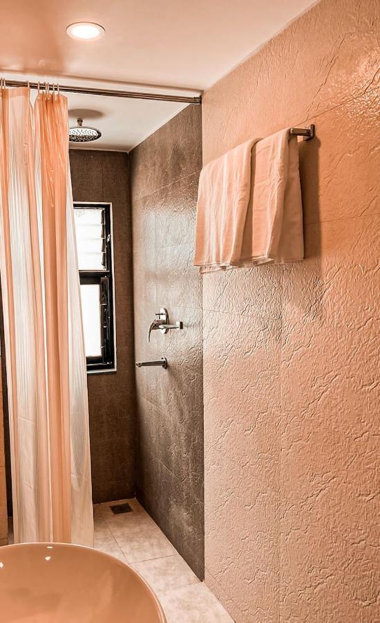 Pancha Buddha Service Apartments And Rooms Катманду Екстериор снимка