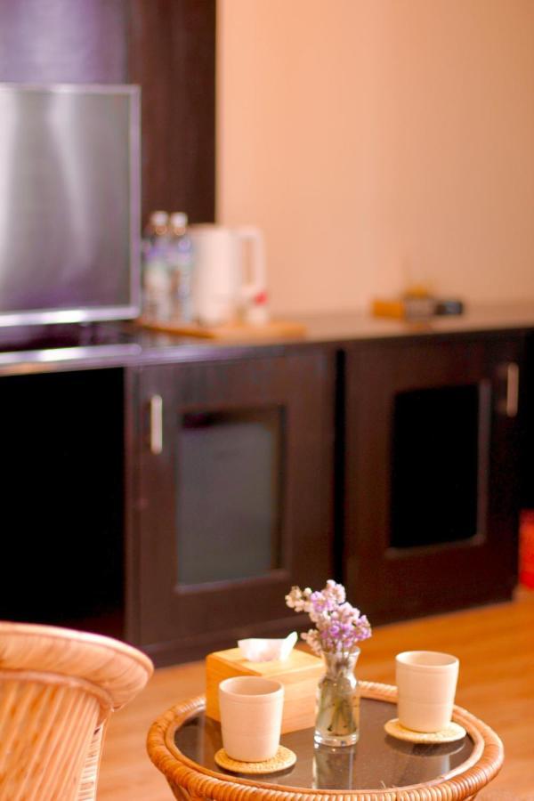 Pancha Buddha Service Apartments And Rooms Катманду Екстериор снимка