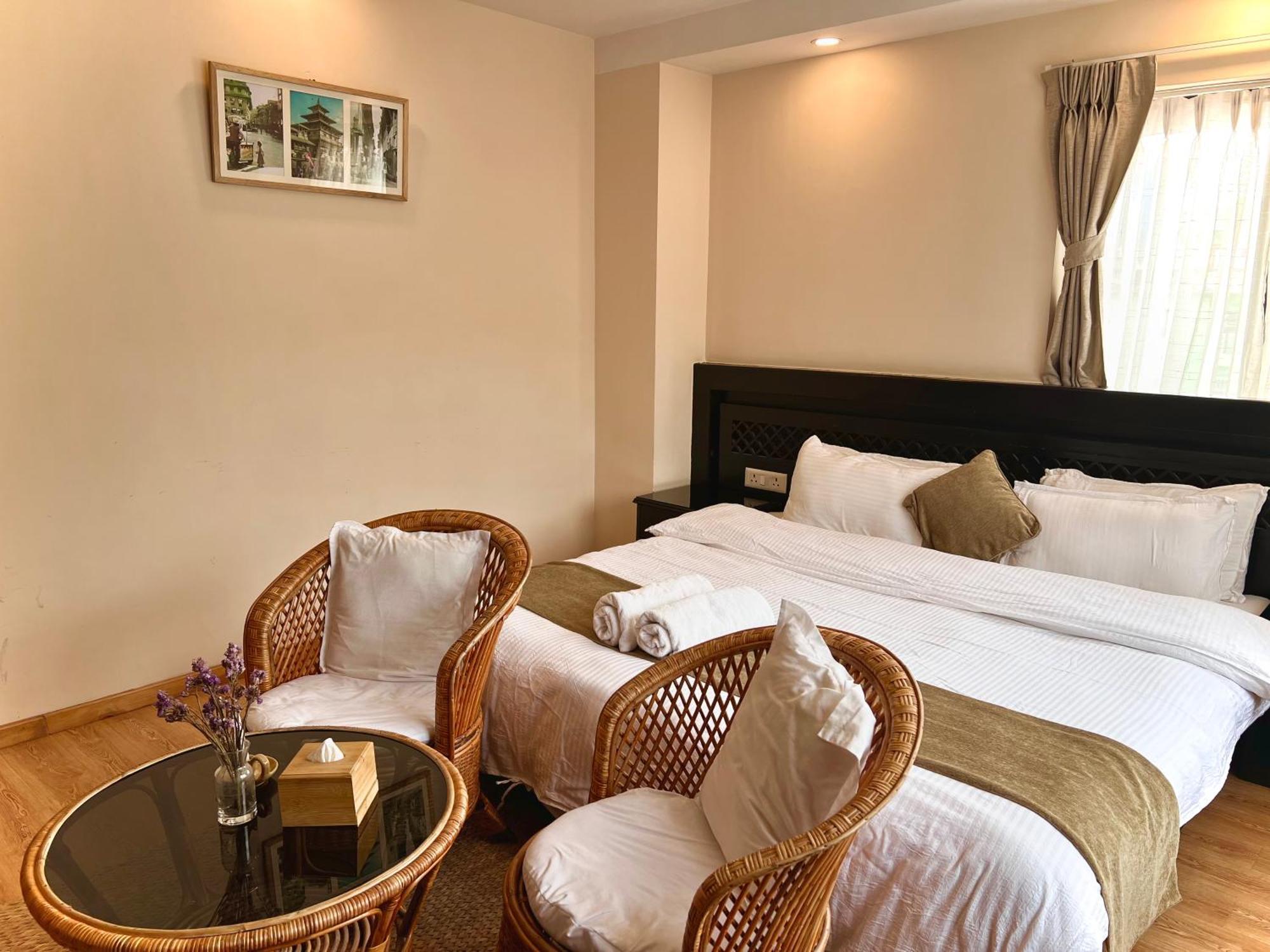 Pancha Buddha Service Apartments And Rooms Катманду Екстериор снимка
